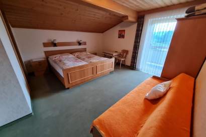 01_obweghof-abtenau_schlafzimmer_traunstein.jpg